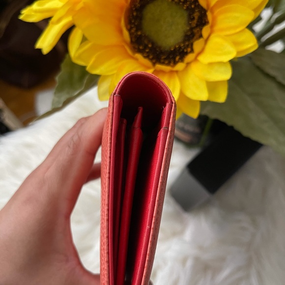 Chanel Wallet - Picture 3 of 8